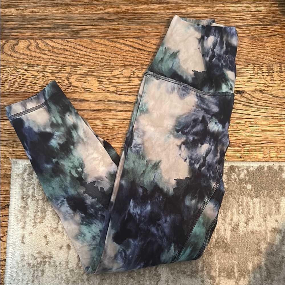Lululemon Align Tie-Dye Leggings in Blue and Green- size 6